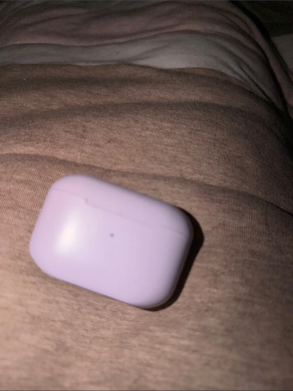 Lavender Wireless Earbud Charging Case - Unbranded